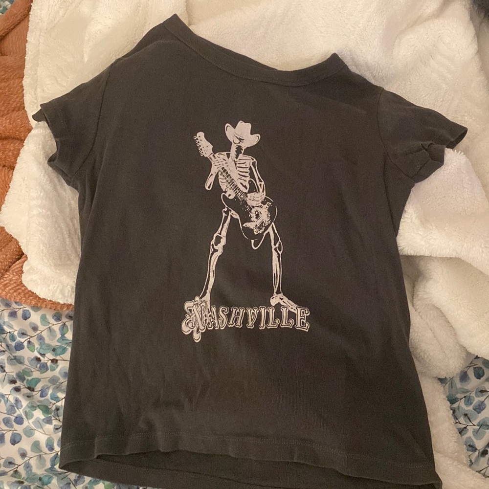 Brandy Melville Nashville graphic top